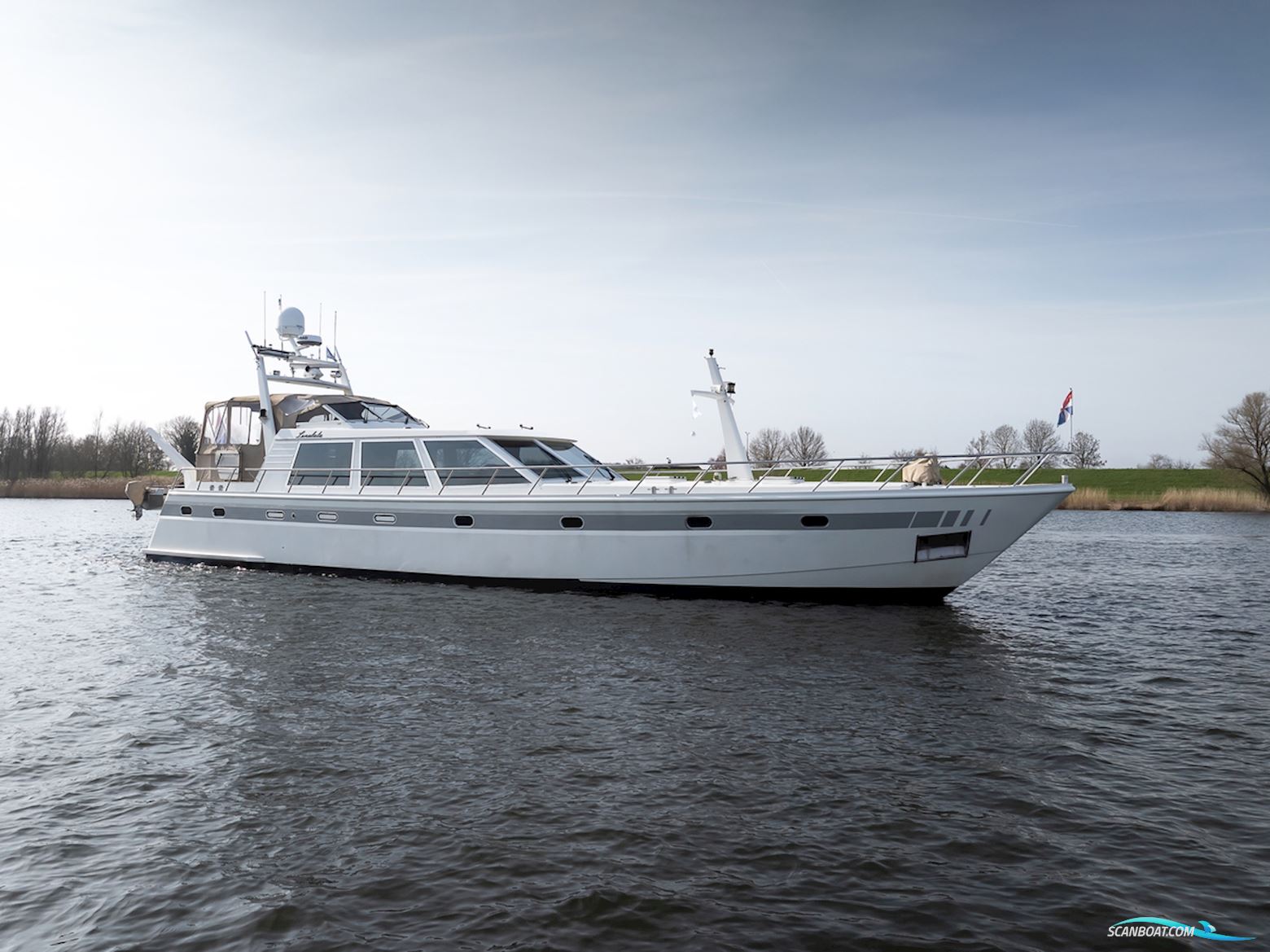 Laancruiser 2100
