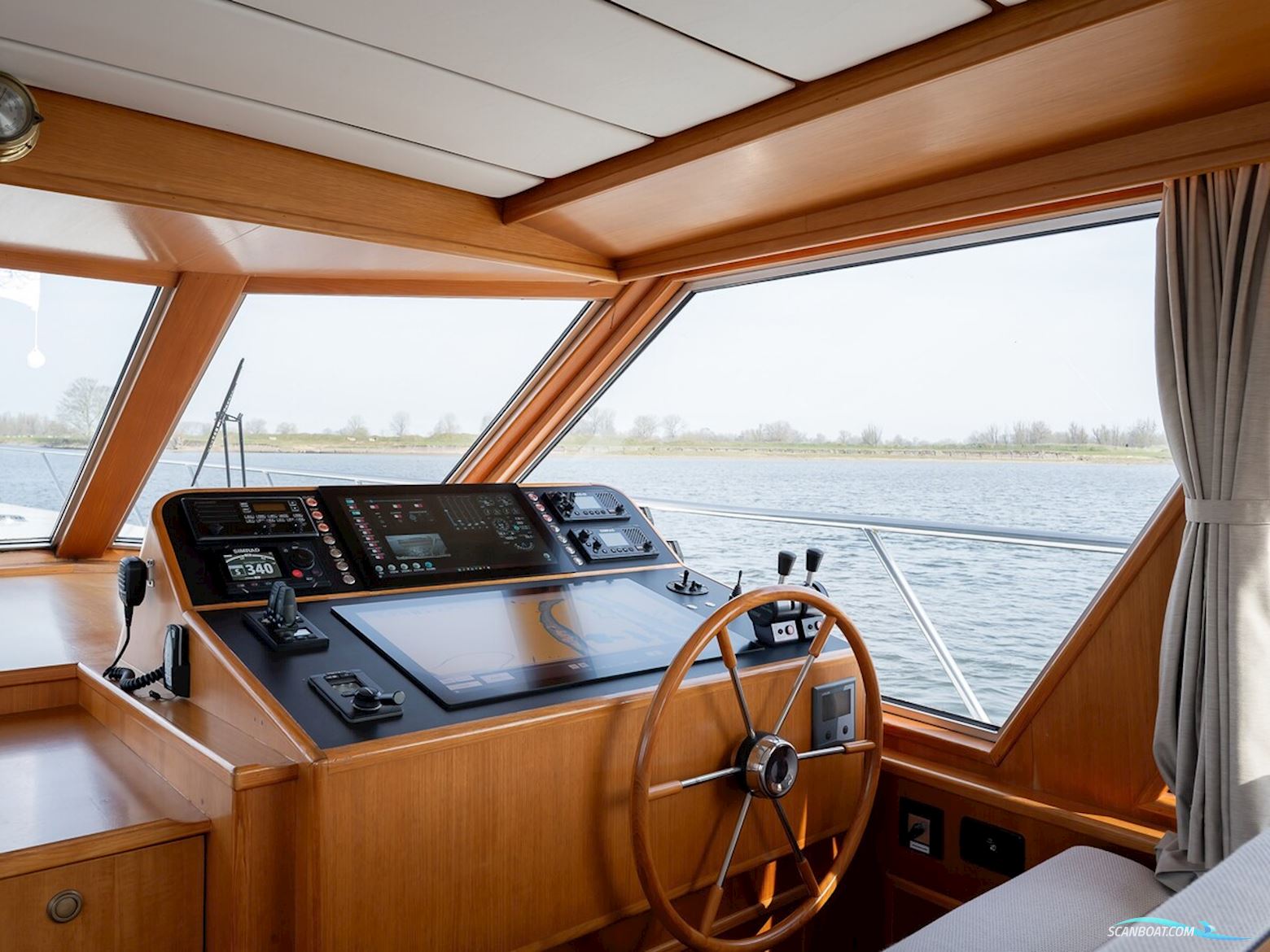 Laancruiser 2100