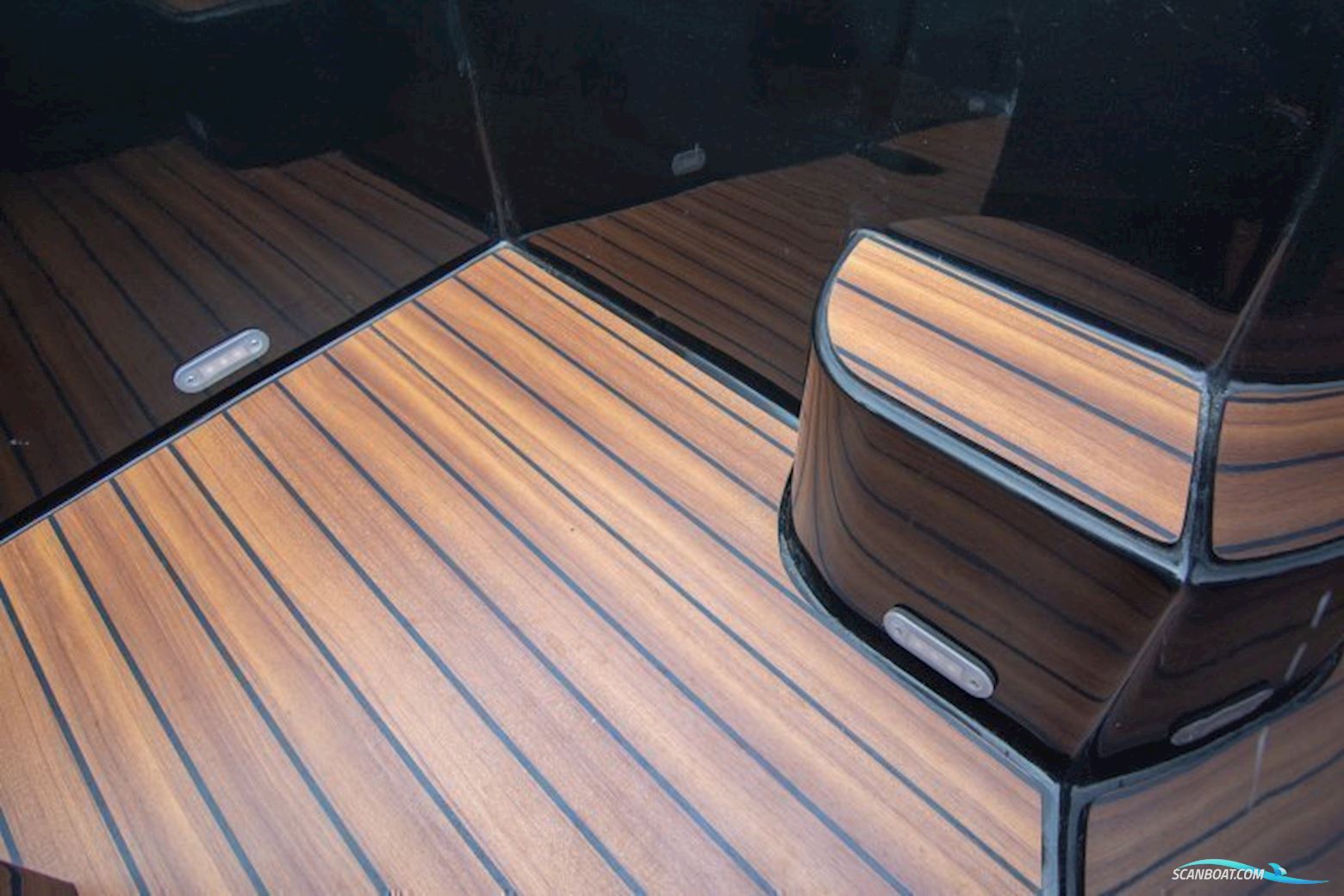 Lago Amore 570 Tender Anniversary Limited Edition