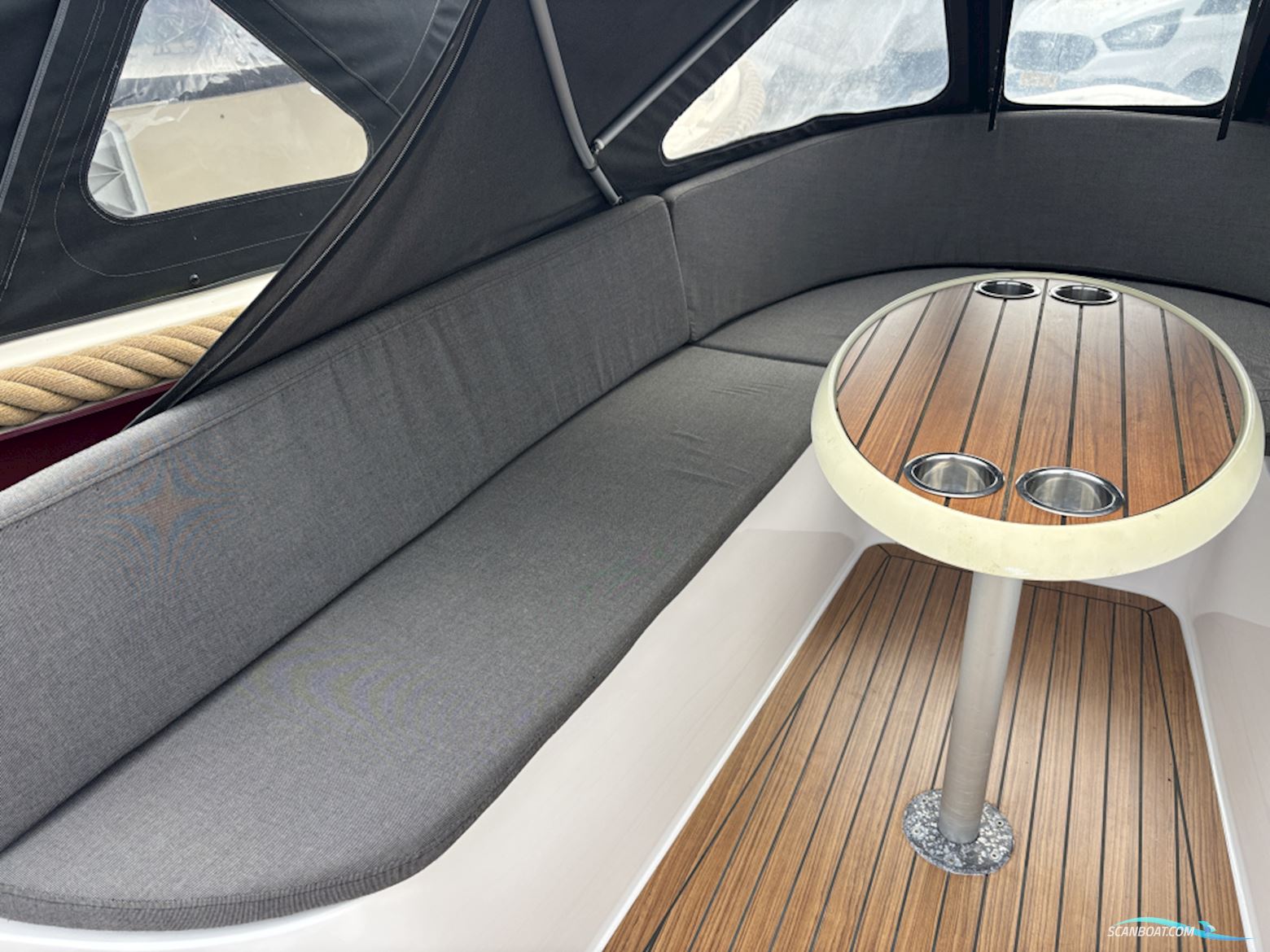 Lago Amore 570 Tender