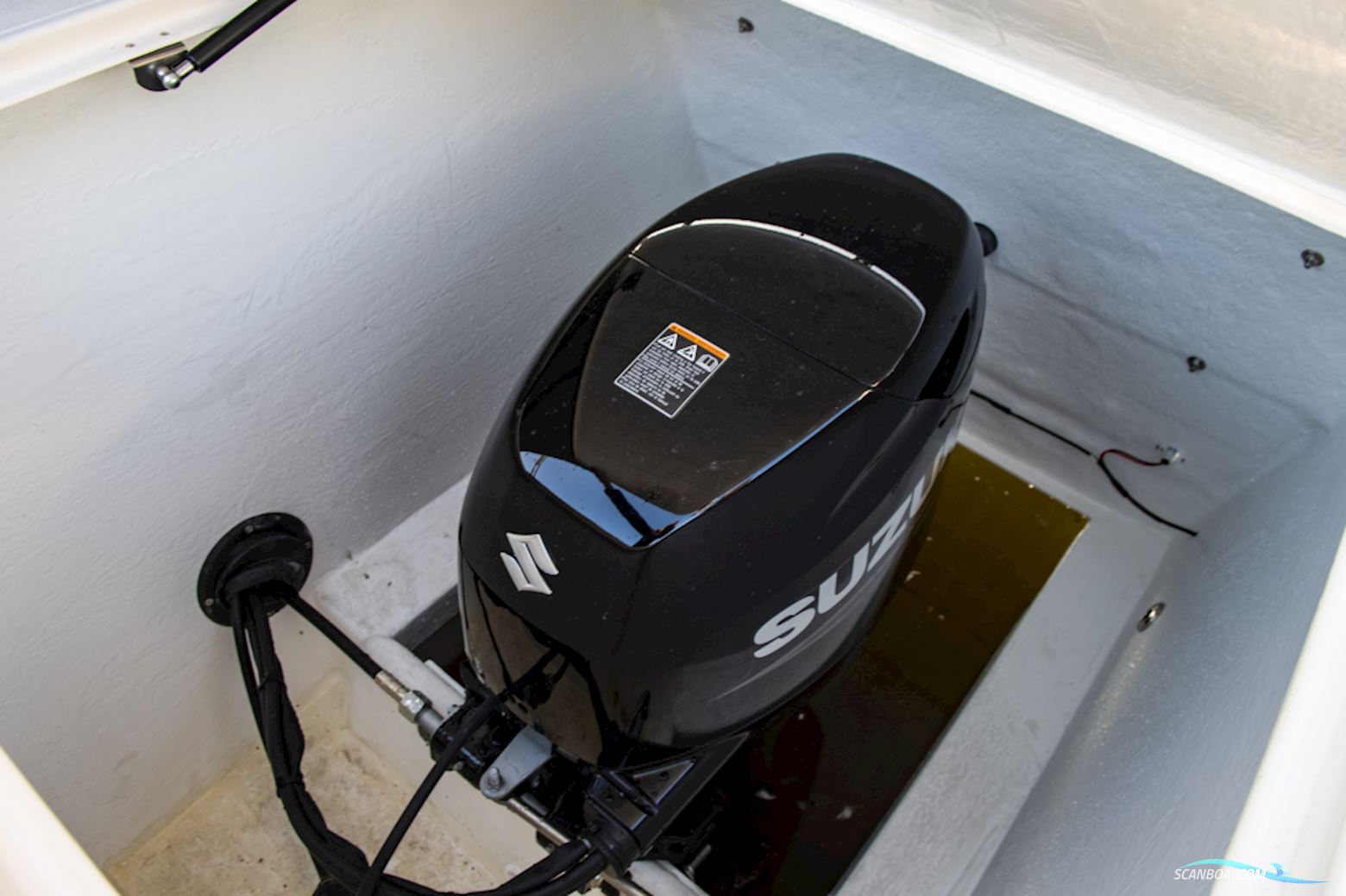 Lago Amore 633 Tender