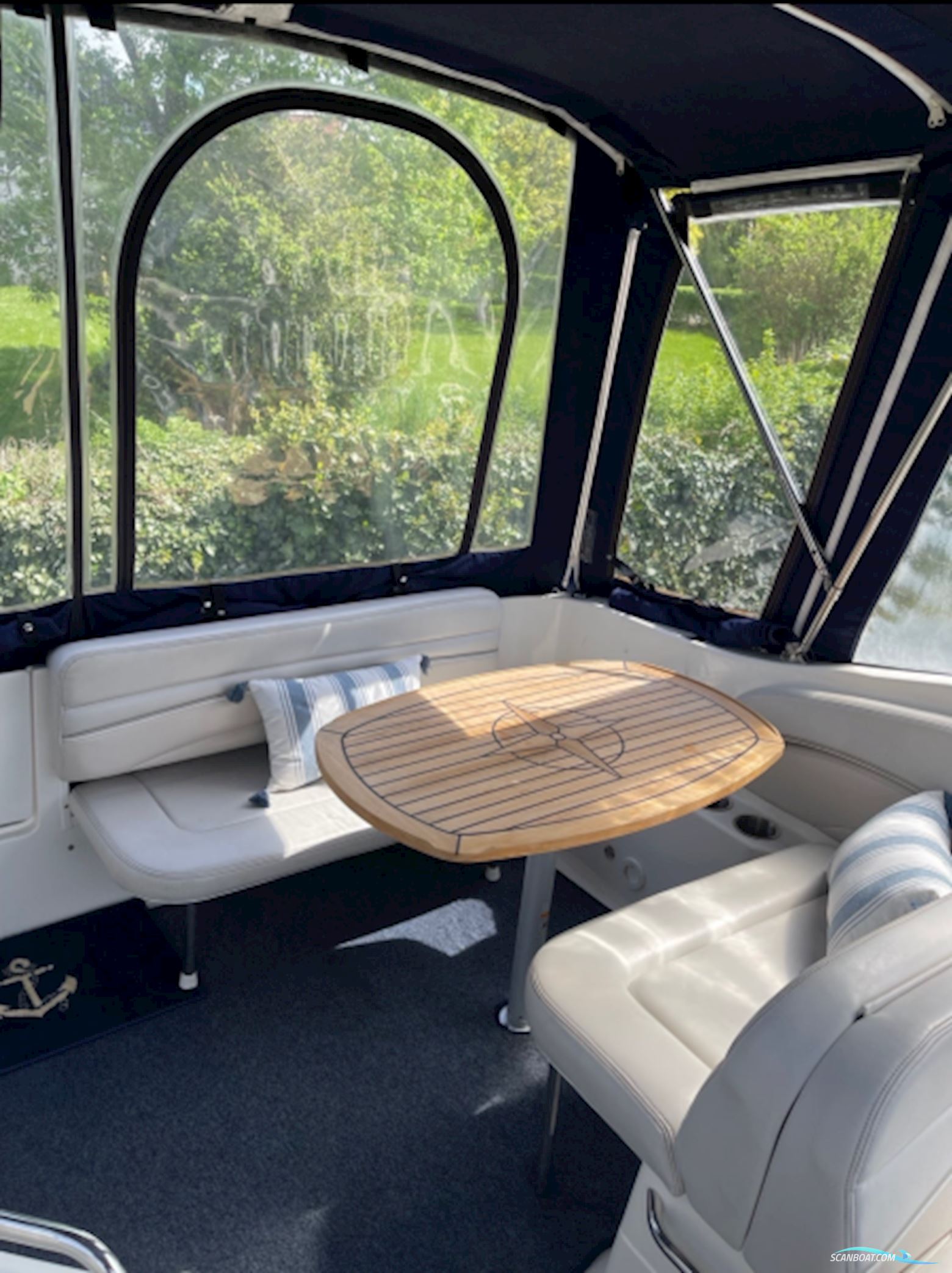 Larson 240 Cabrio