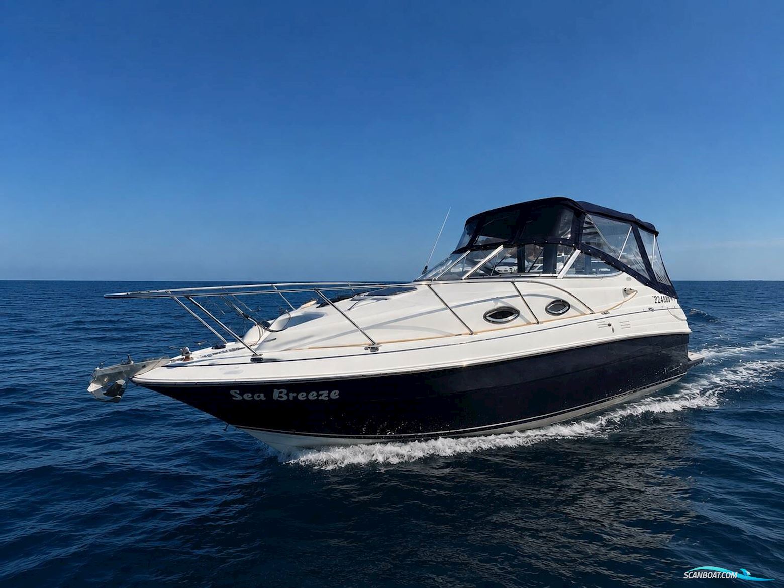 Larson 240 Cabrio Motorboot 2005, mit Volvo D4-225 motor, England