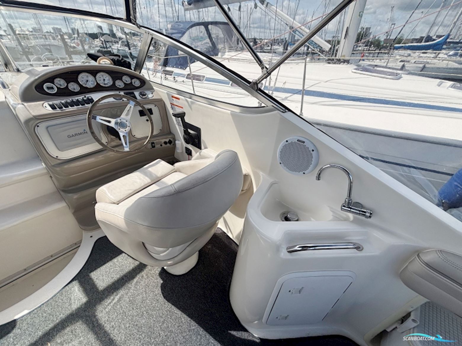 Larson 240 Cabrio