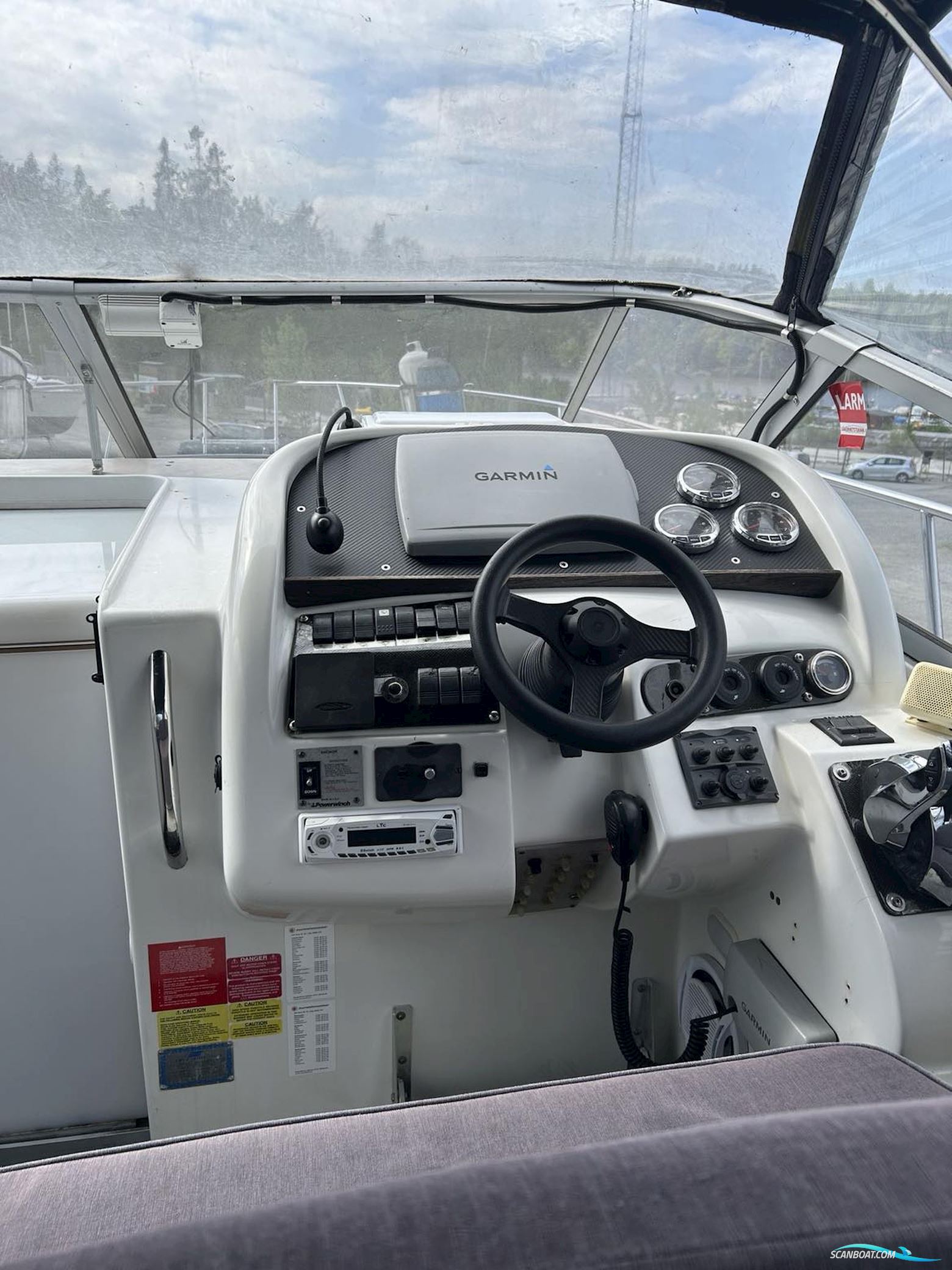 Larson 310 Cabrio
