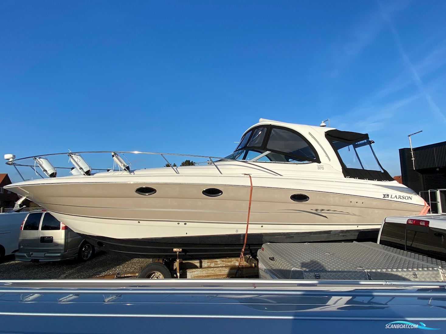Larson 370 Cabrio HT