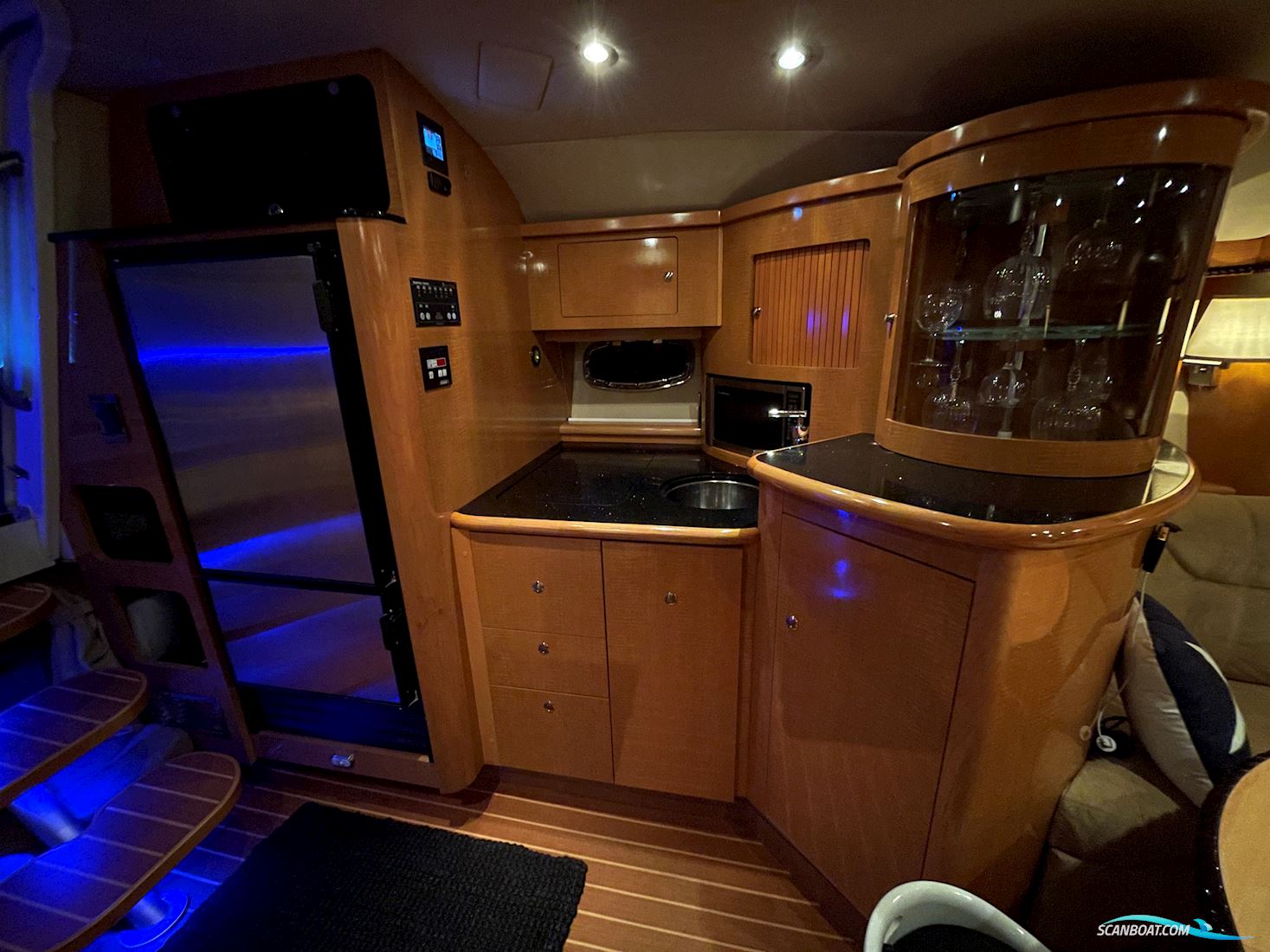 Larson 370 Coupe Ips 500