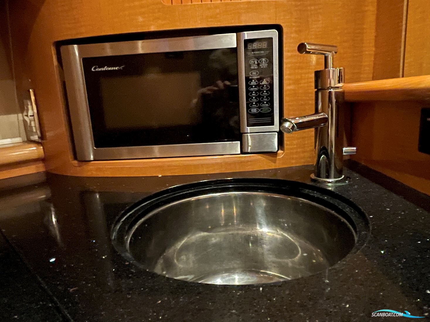 Larson 370 Coupe Ips 500