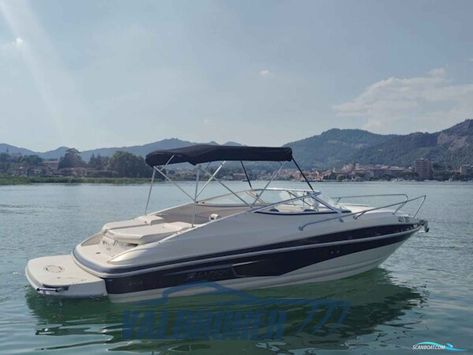 Larson Boats 216 Senza Motorboot 2009, mit Volvo Penta 4.3 Gxi/Sx motor, Italien