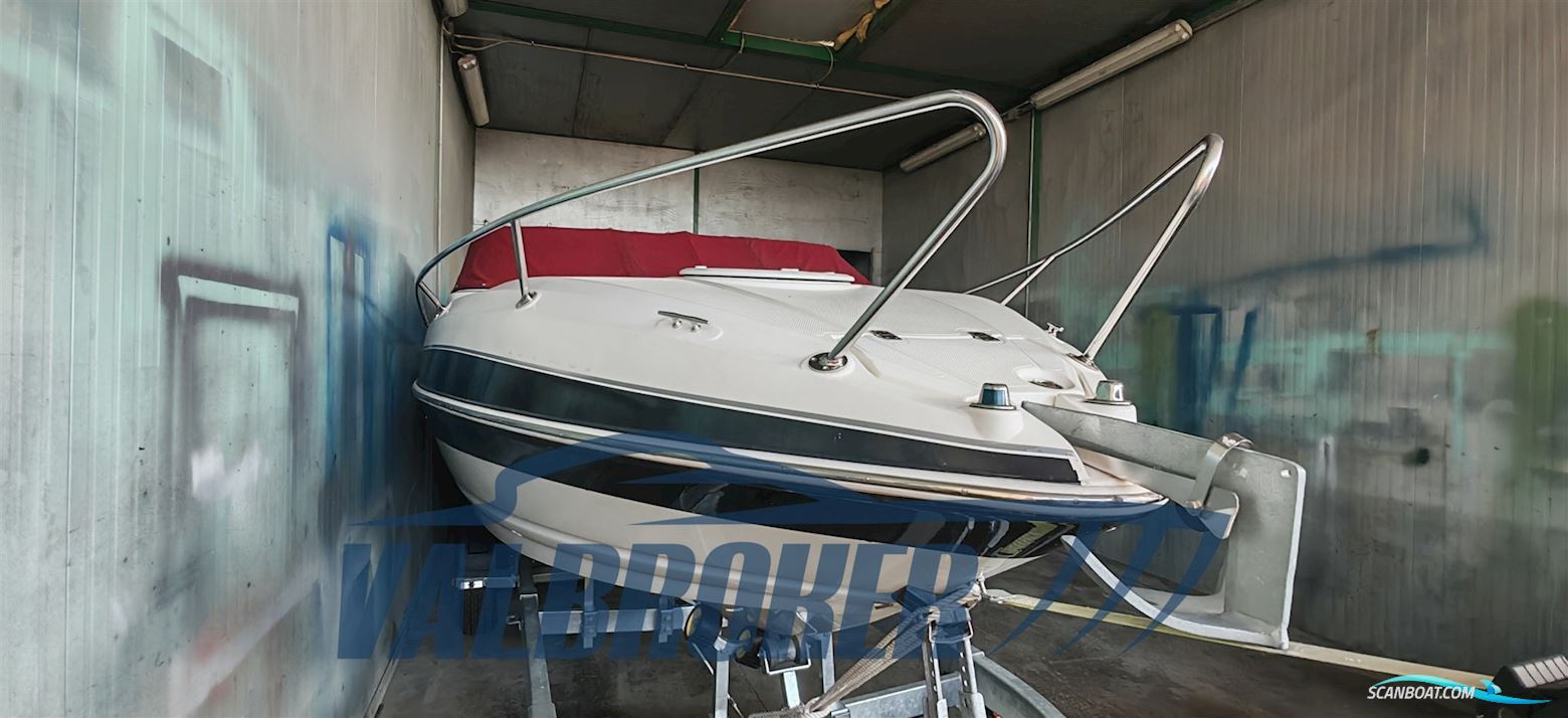 Larson Boats 216 Senza