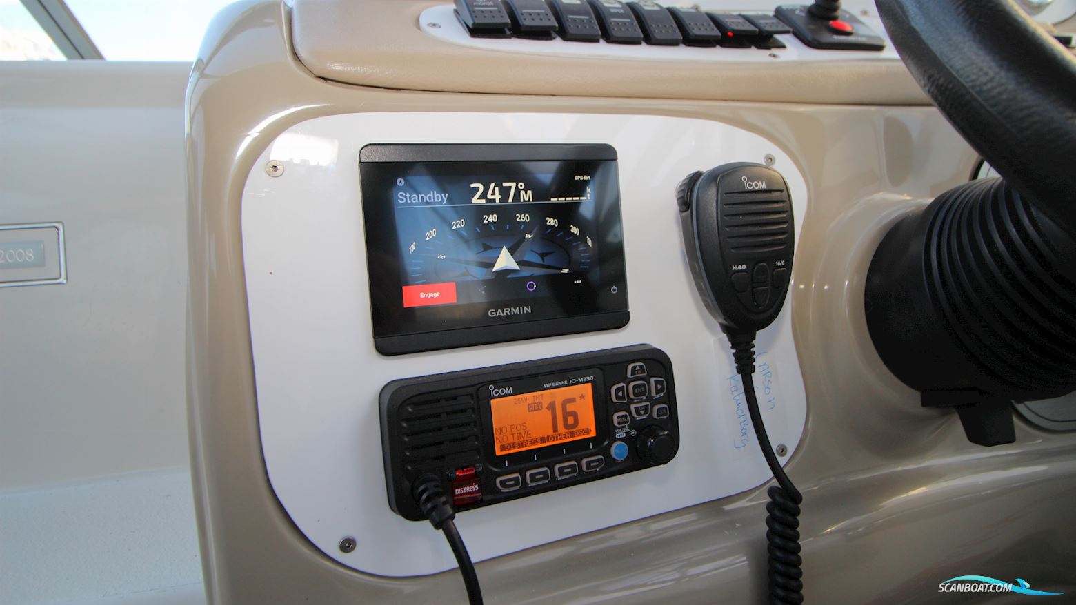 Larson Cabrio 260 Diesel 