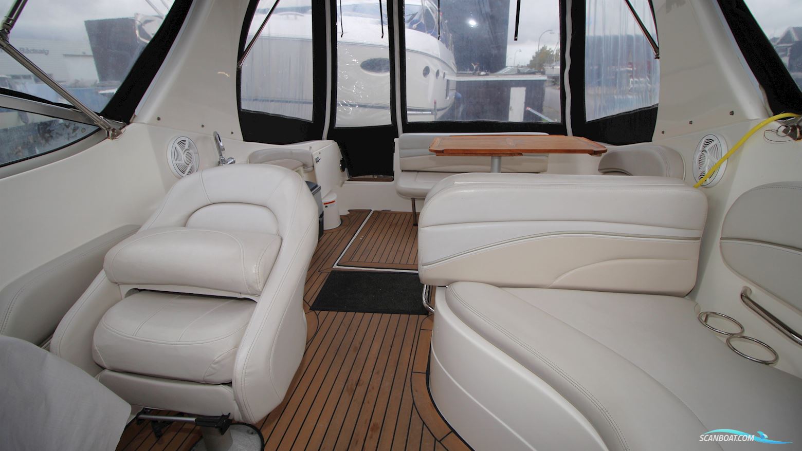 Larson Cabrio 260 Diesel 