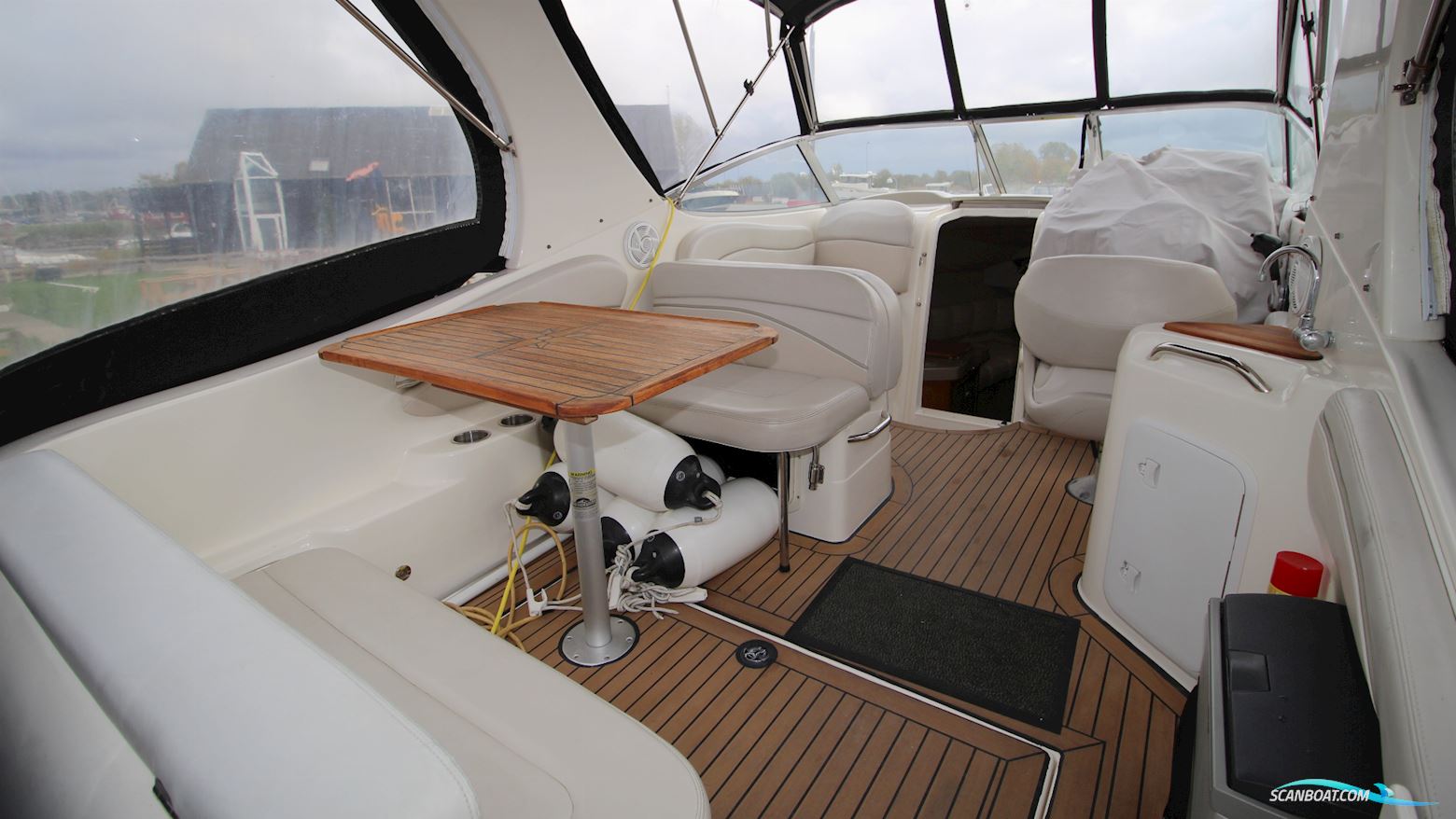 Larson Cabrio 260 Diesel 