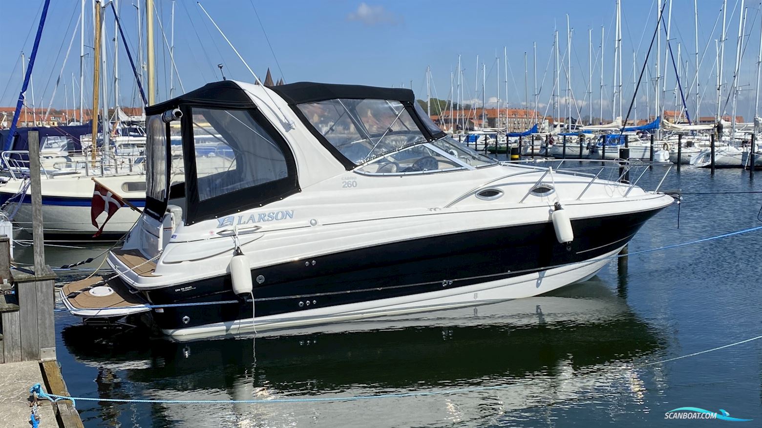 Larson Cabrio 260 Diesel Motorboot 2007, mit Volvo Penta motor, Dänemark