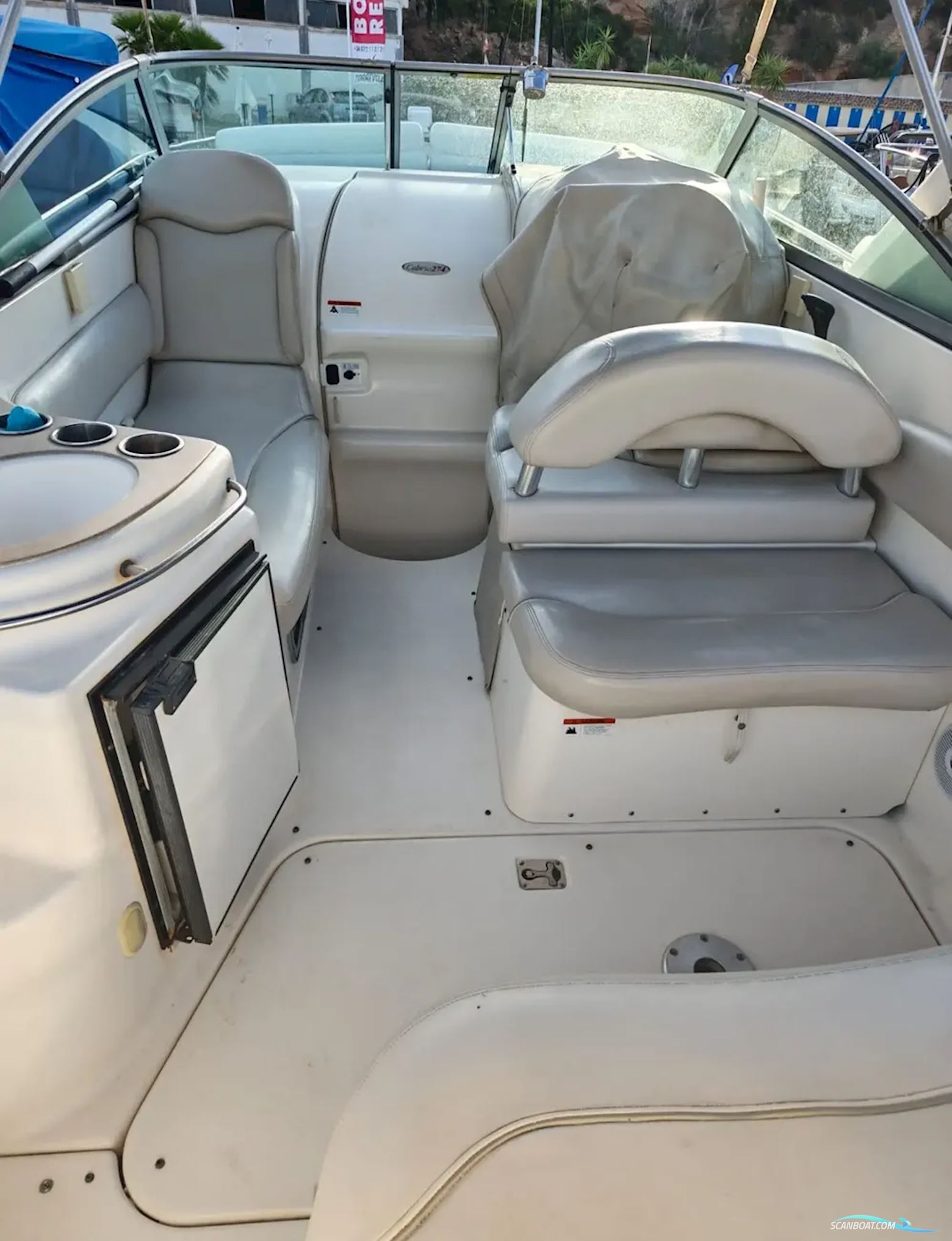 Larson Cabrio 274