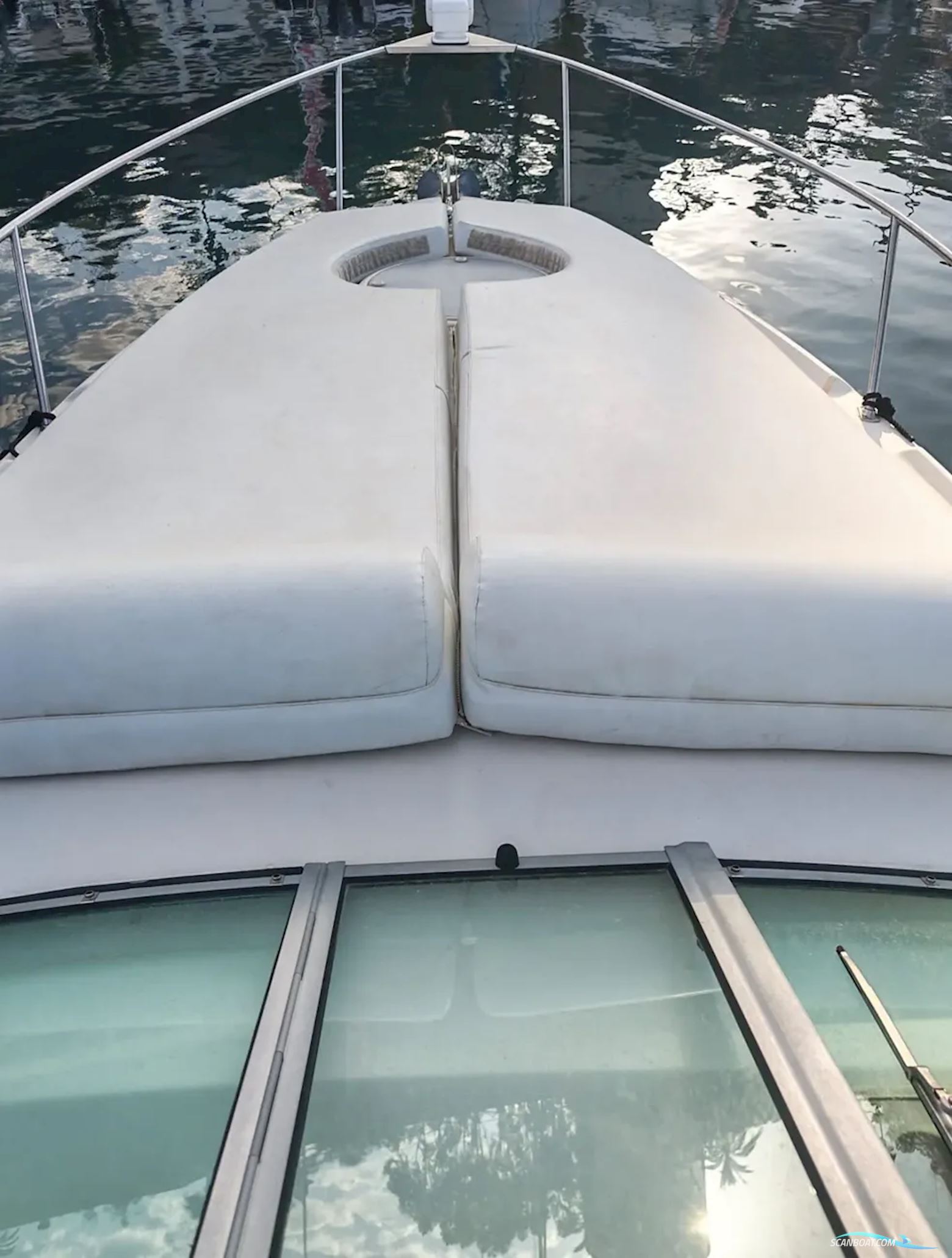 Larson Cabrio 274