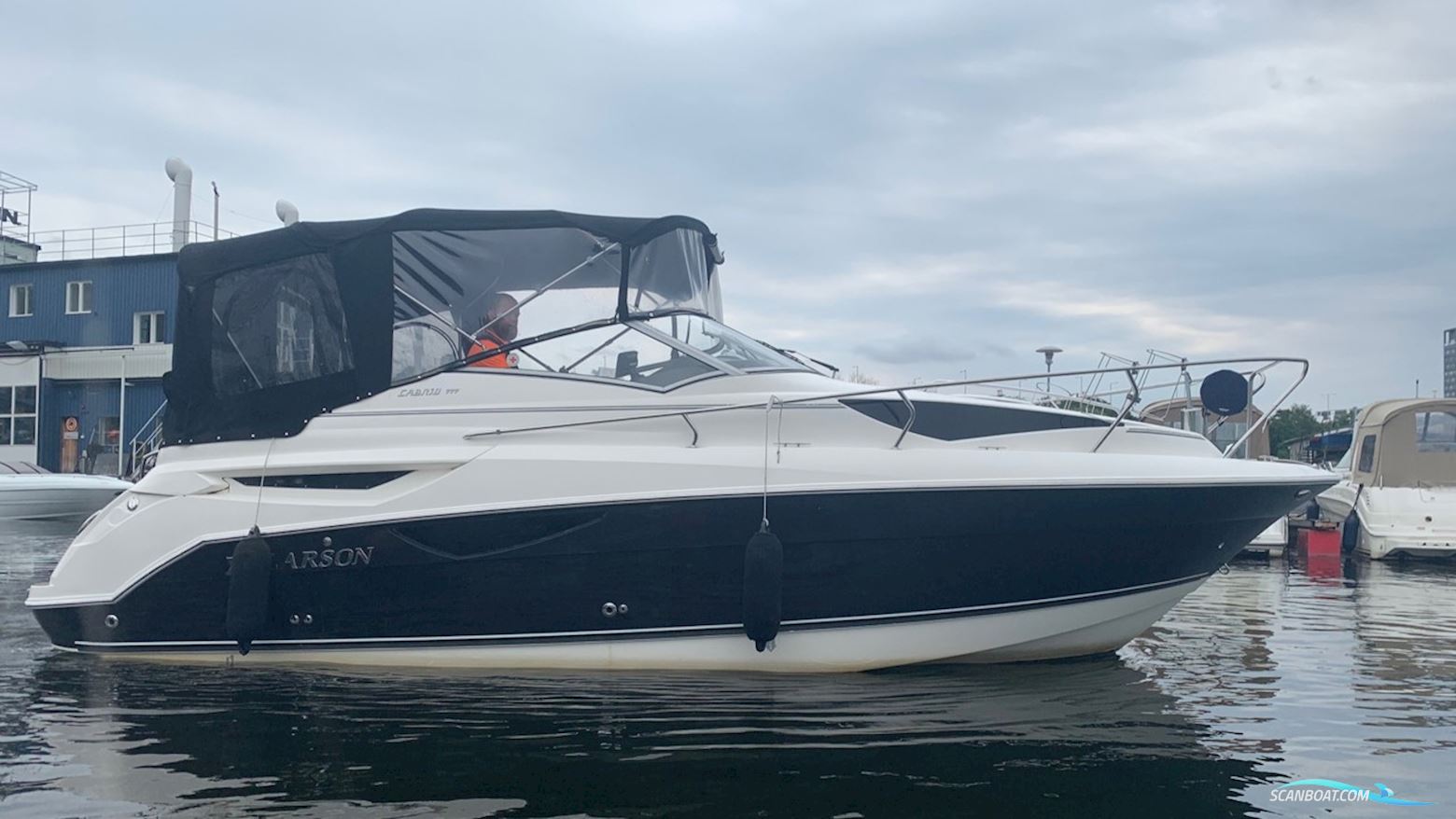 Larson Cabrio 777 Motorboot 2011, mit Mercruiser motor, Sweden