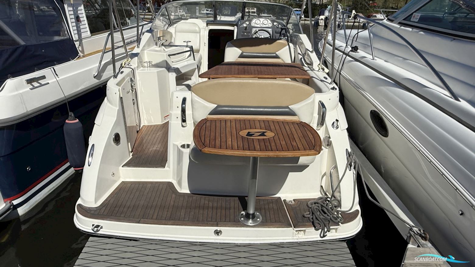 Larson Cabrio 777