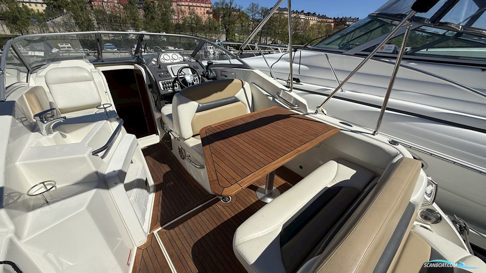 Larson Cabrio 777