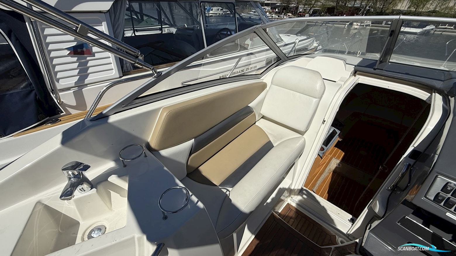 Larson Cabrio 777