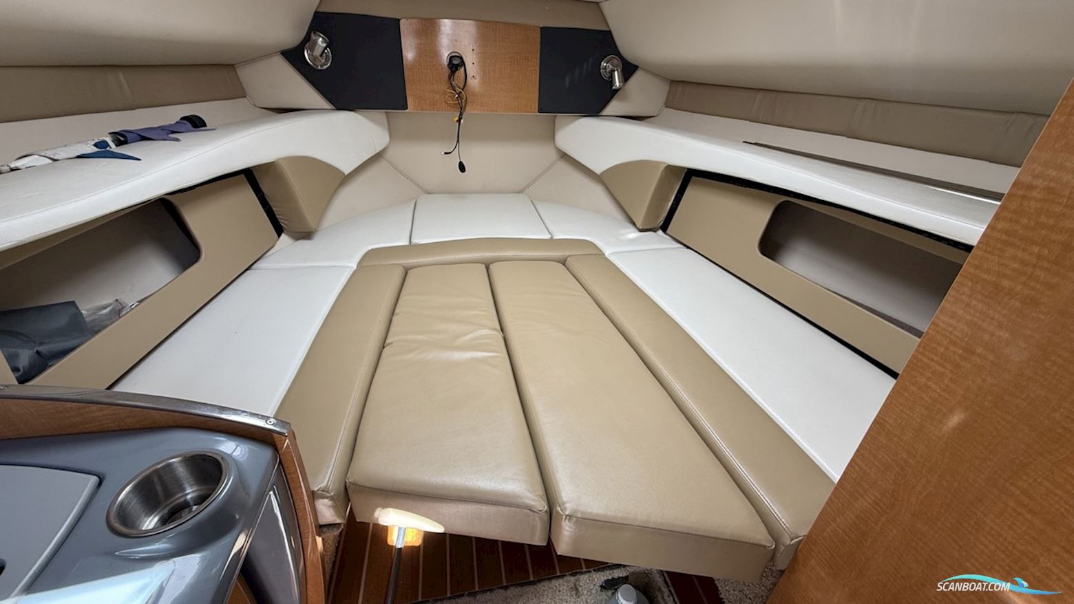 Larson Cabrio 777