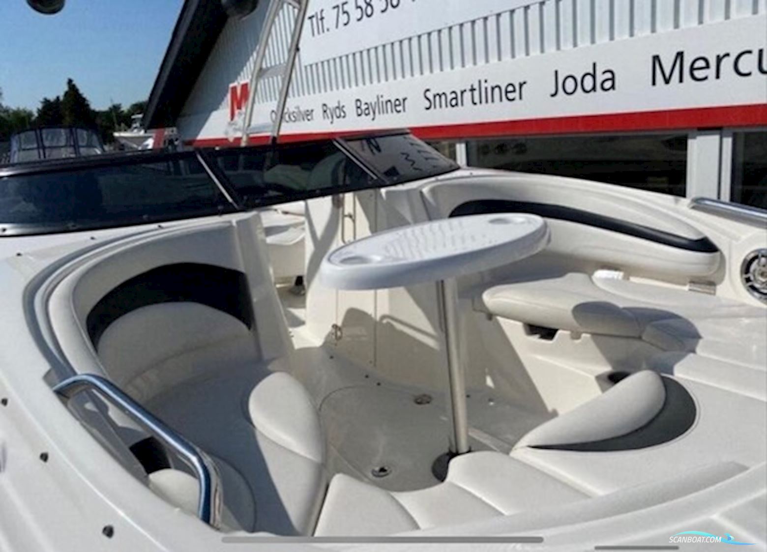 Larson Escape 234 med 260 hk Volvo Penta V8 i/o - Anvisningssalg