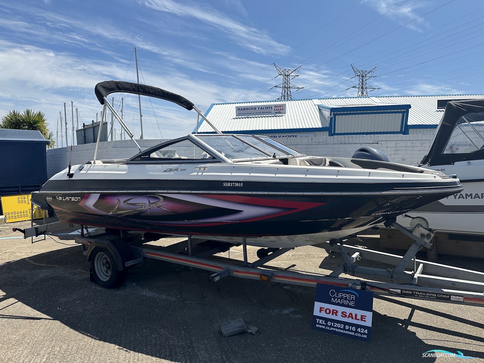 Larson LSR 2000 Motorboot 2013, mit Mercruiser motor, England