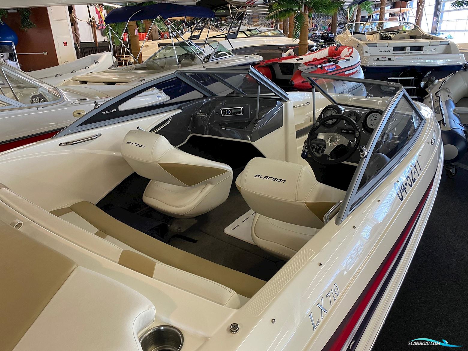 Larson LX 710