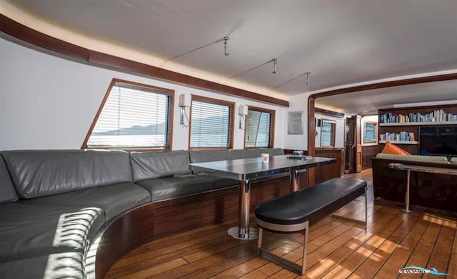 Laurent Giles TSDMY Gentleman's Motor Yacht