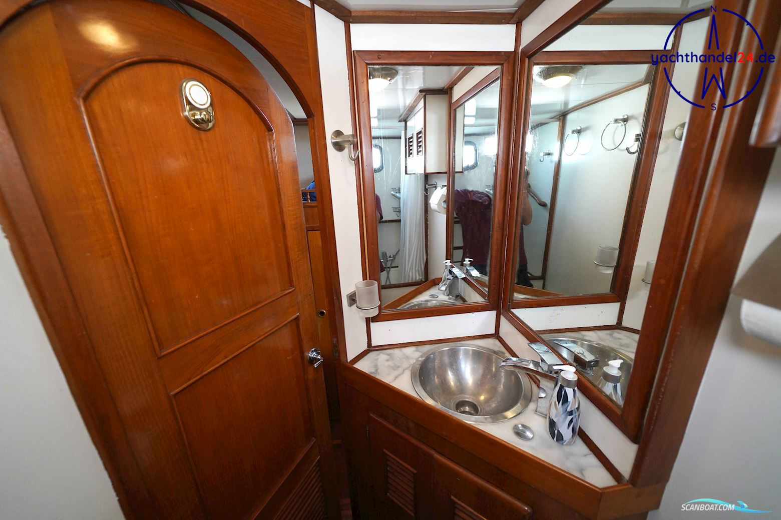 LeJa Marine Eurobanker 38