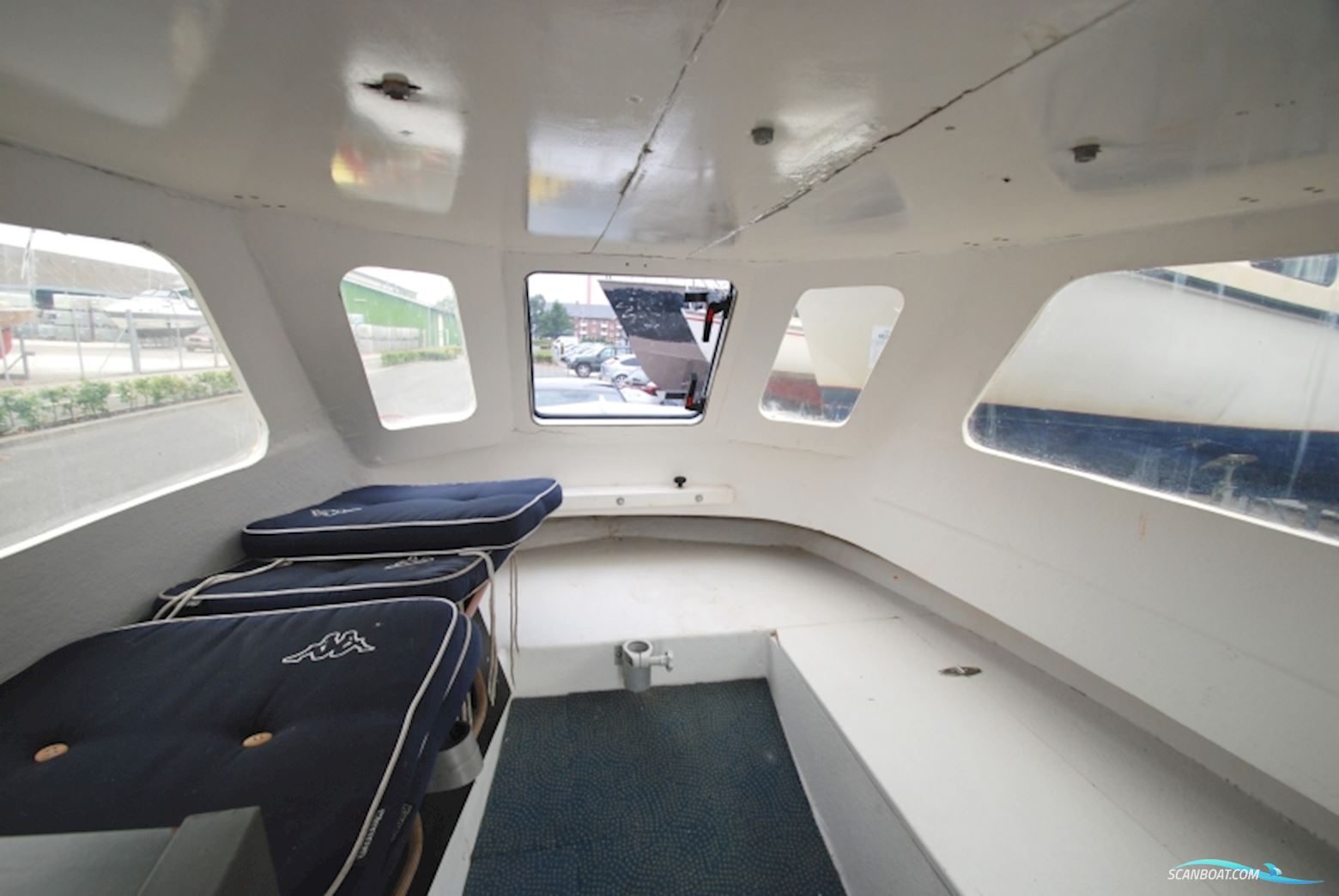 Limbo 585 Kabinebåd