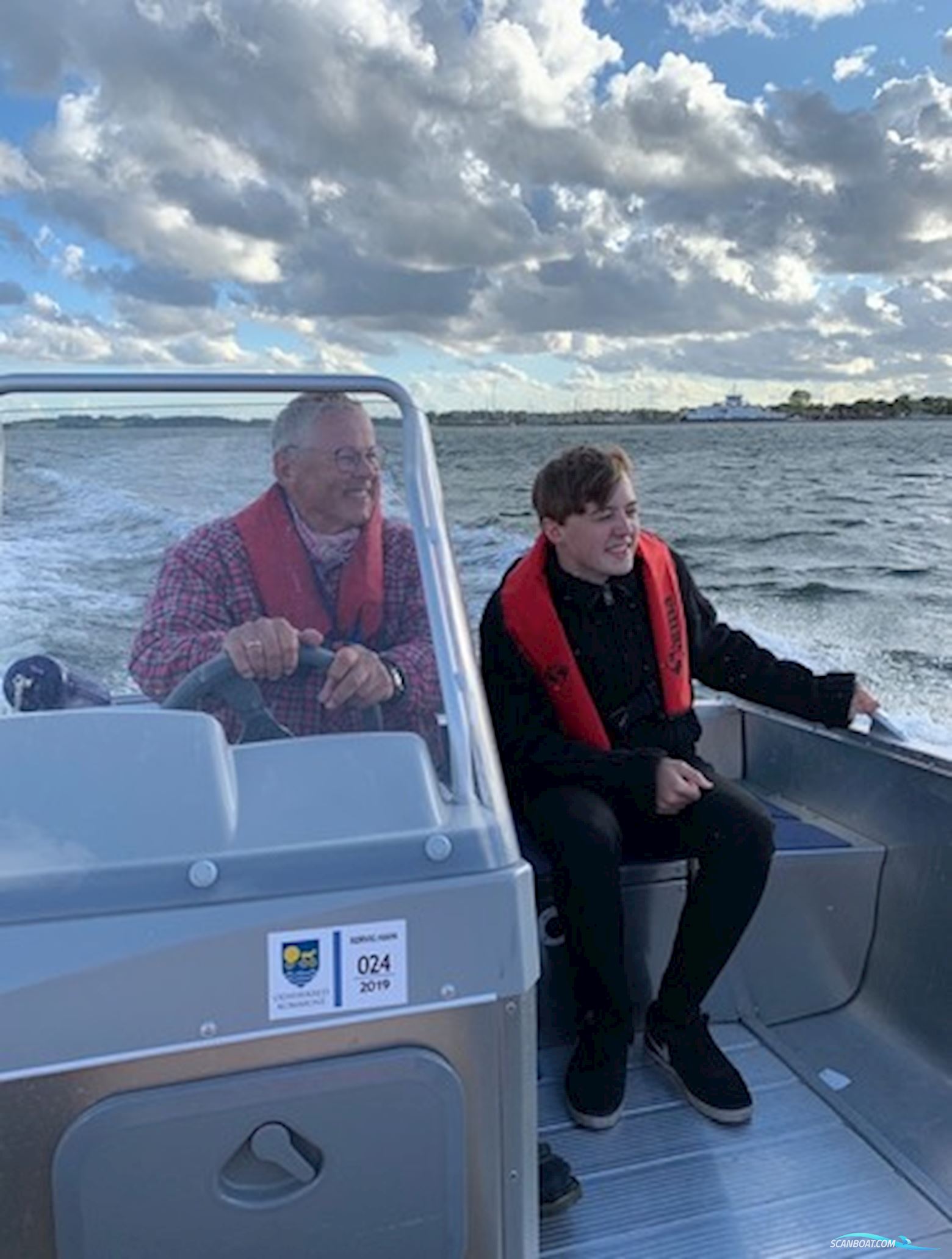 Linder 460 Arkip Mercury 50 HK Efi