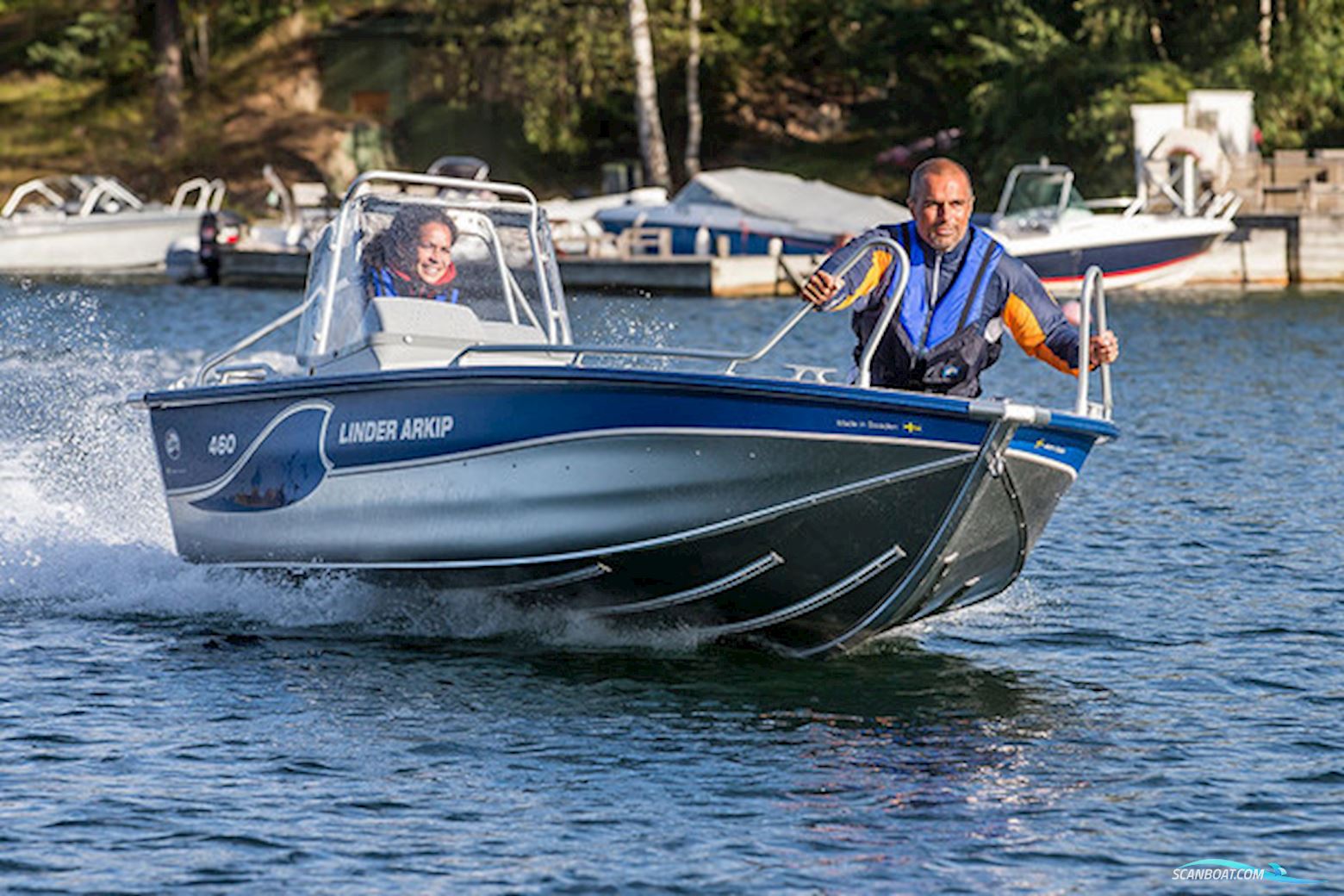 Linder Arkip 460 med 50 hk Mercury-EFI 4 takt og udstyr