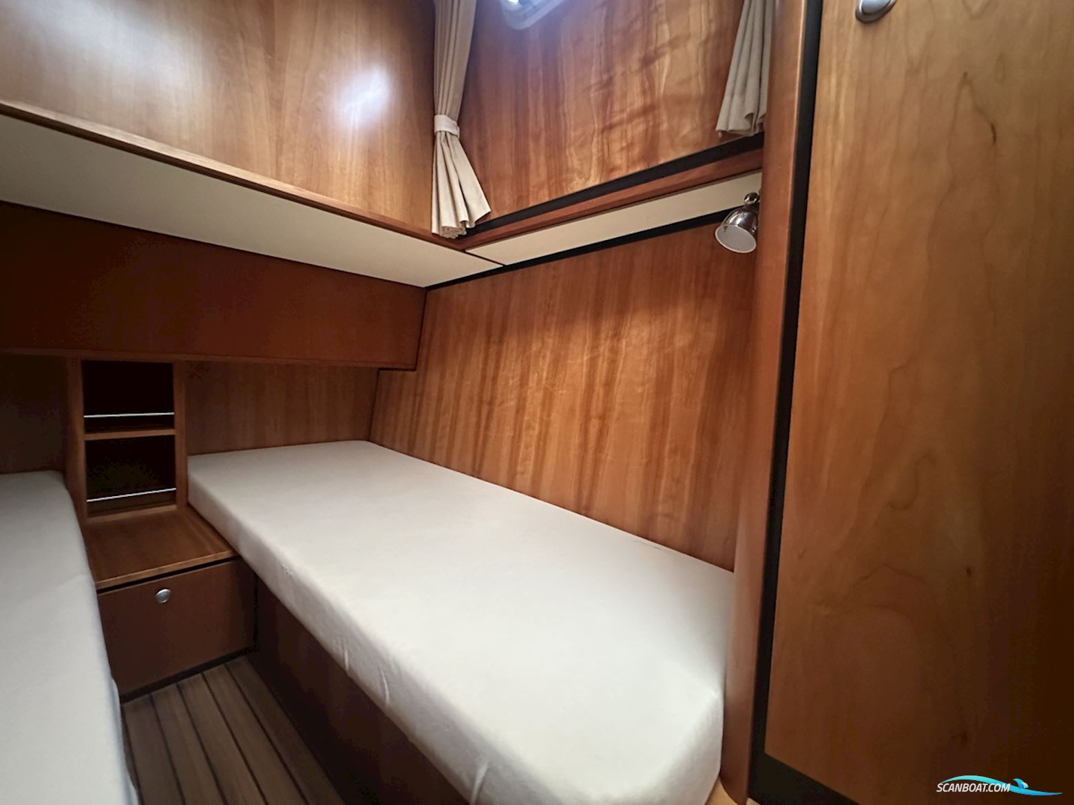 Linssen  Grand Sturdy 40.9 AC