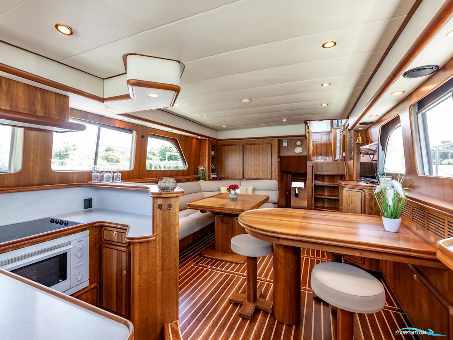 Linssen  Grand Sturdy 500 Variotop