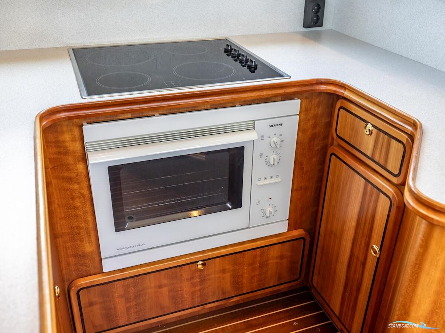 Linssen  Grand Sturdy 500 Variotop