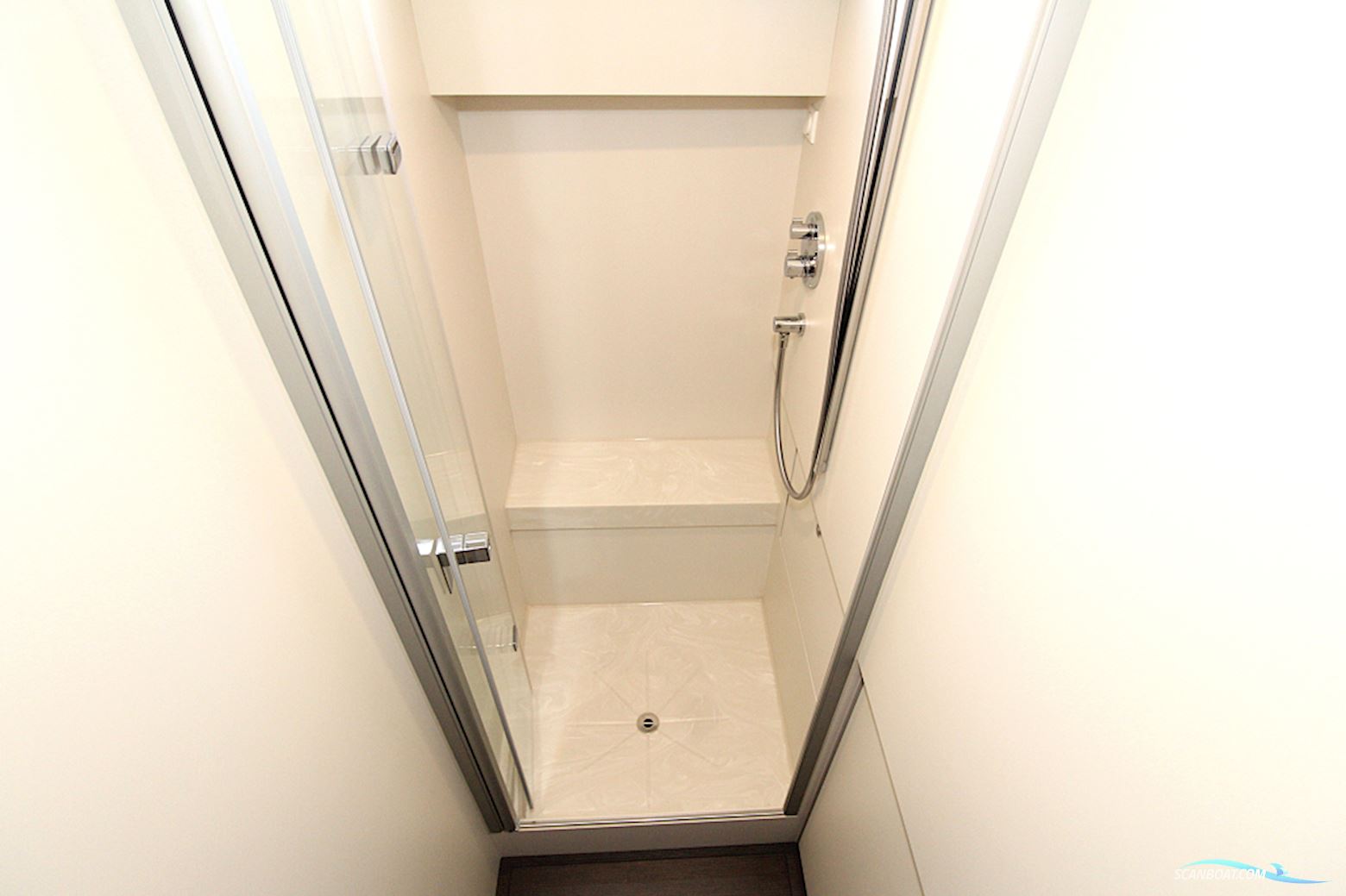 Linssen 55 SL AC Variotop