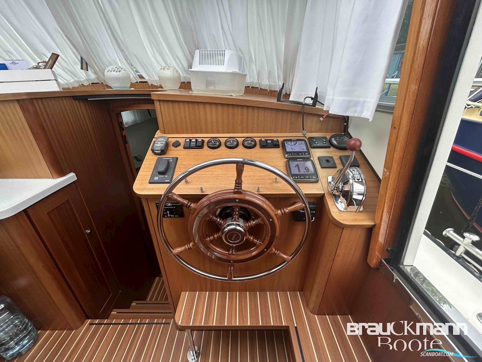 Linssen Classic Sturdy 28 Sedan