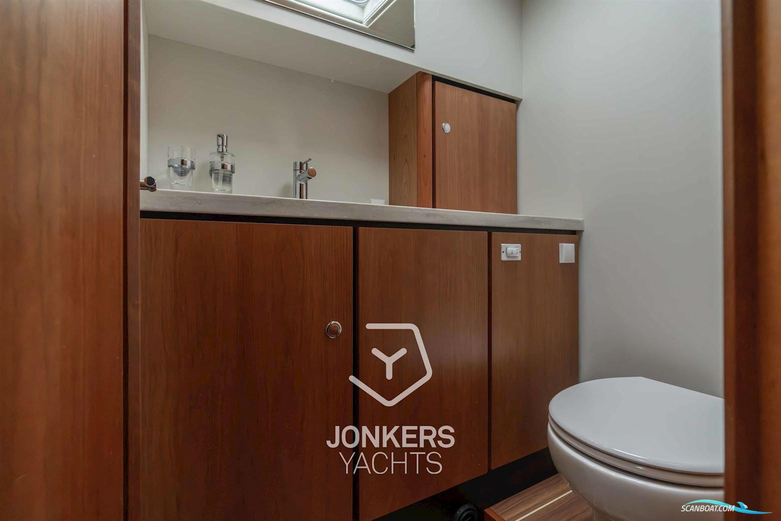 Linssen Grand Sturdy 40.0 AC