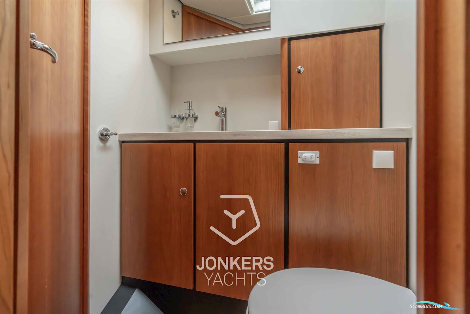 Linssen Grand Sturdy 40.0 AC