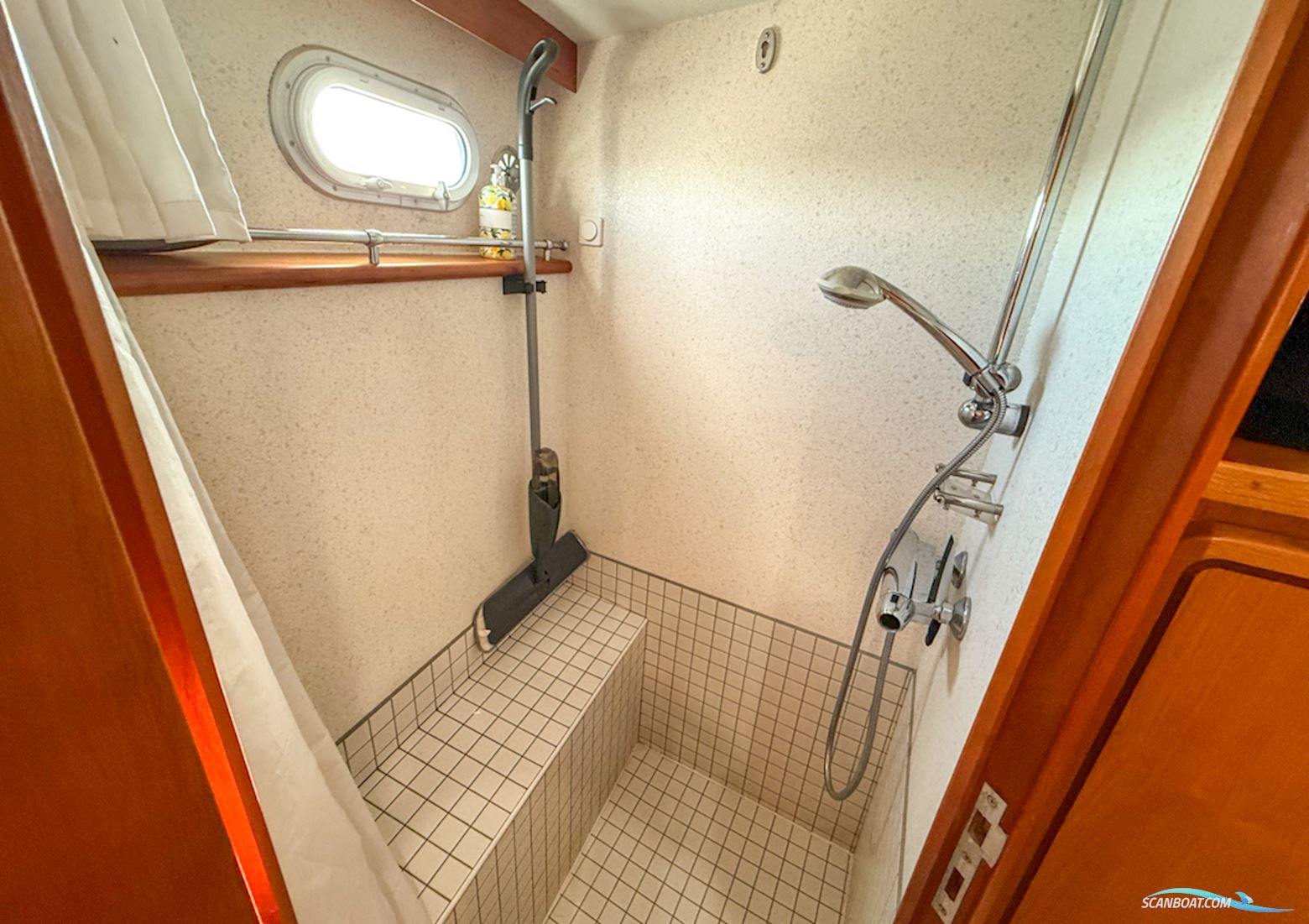 Linssen Grand Sturdy 410 AC