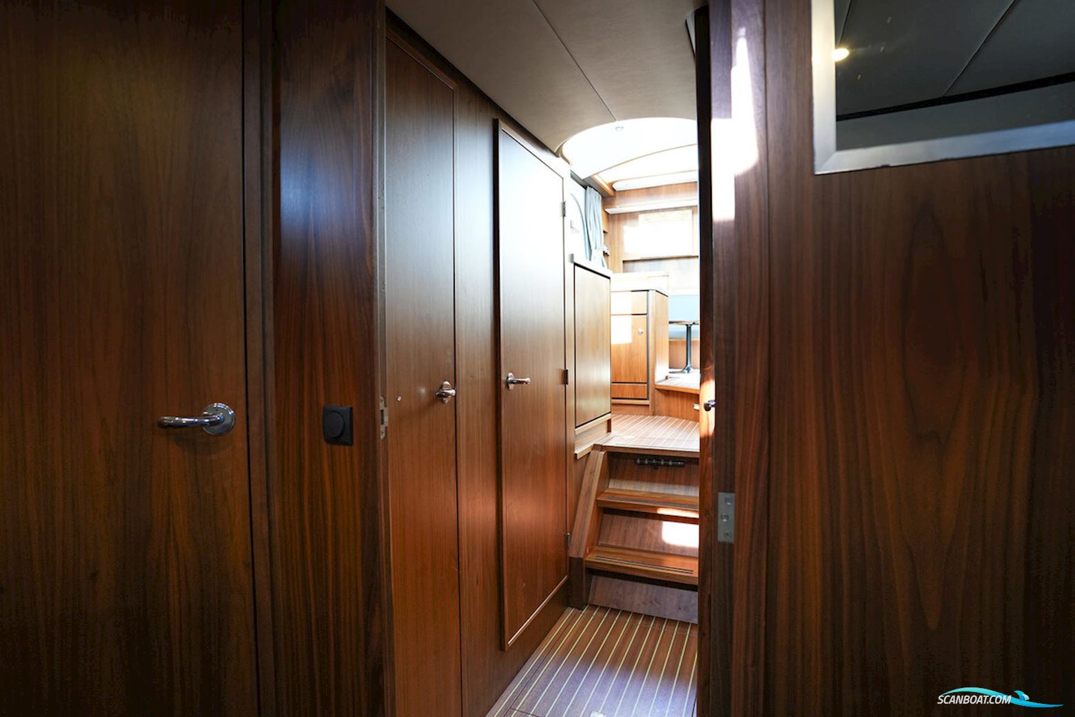 Linssen Grand Sturdy 410 AC Variotop Met Stabilisator