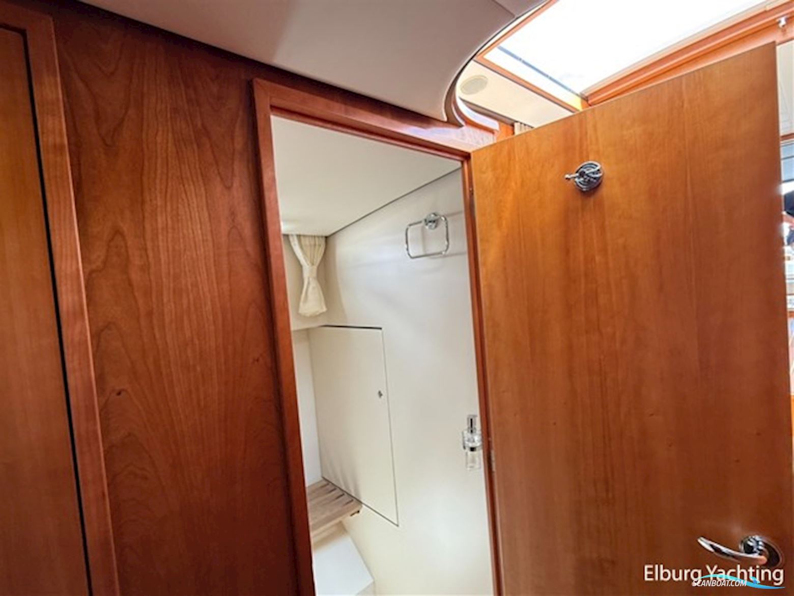 Linssen Grand Sturdy 43.9 Sedan 