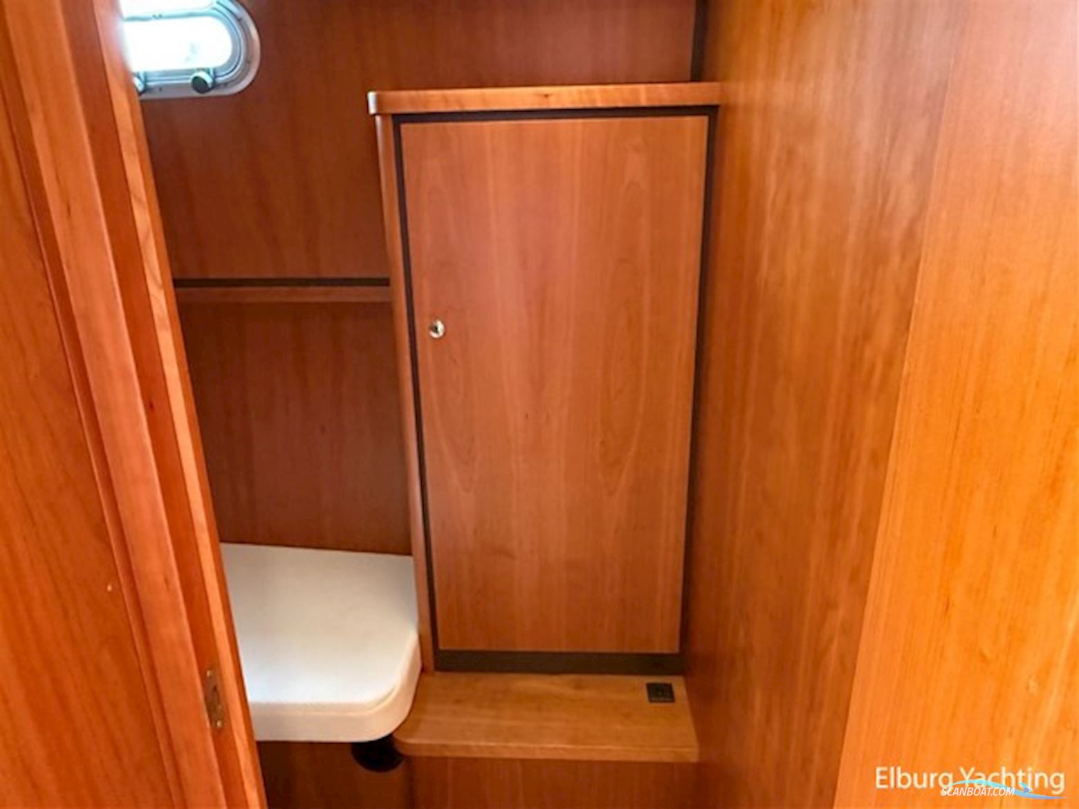 Linssen Grand Sturdy 43.9 Sedan 