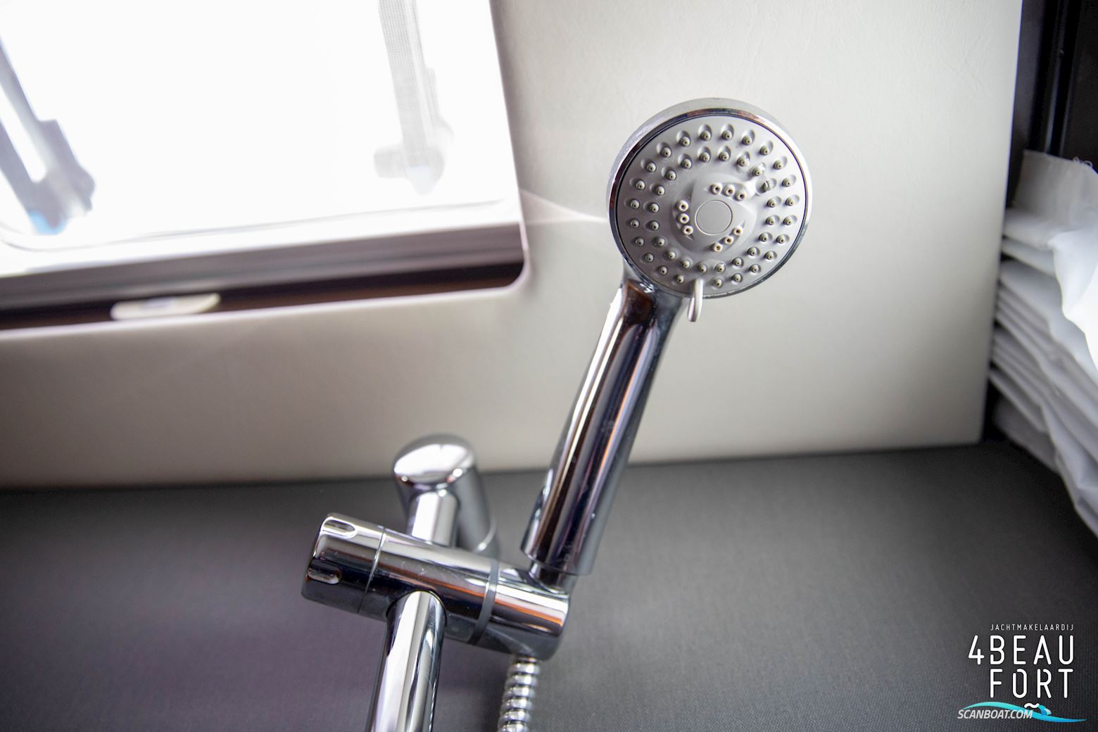 Linssen Grand Sturdy 470 Sedan Wheelhouse Longtop