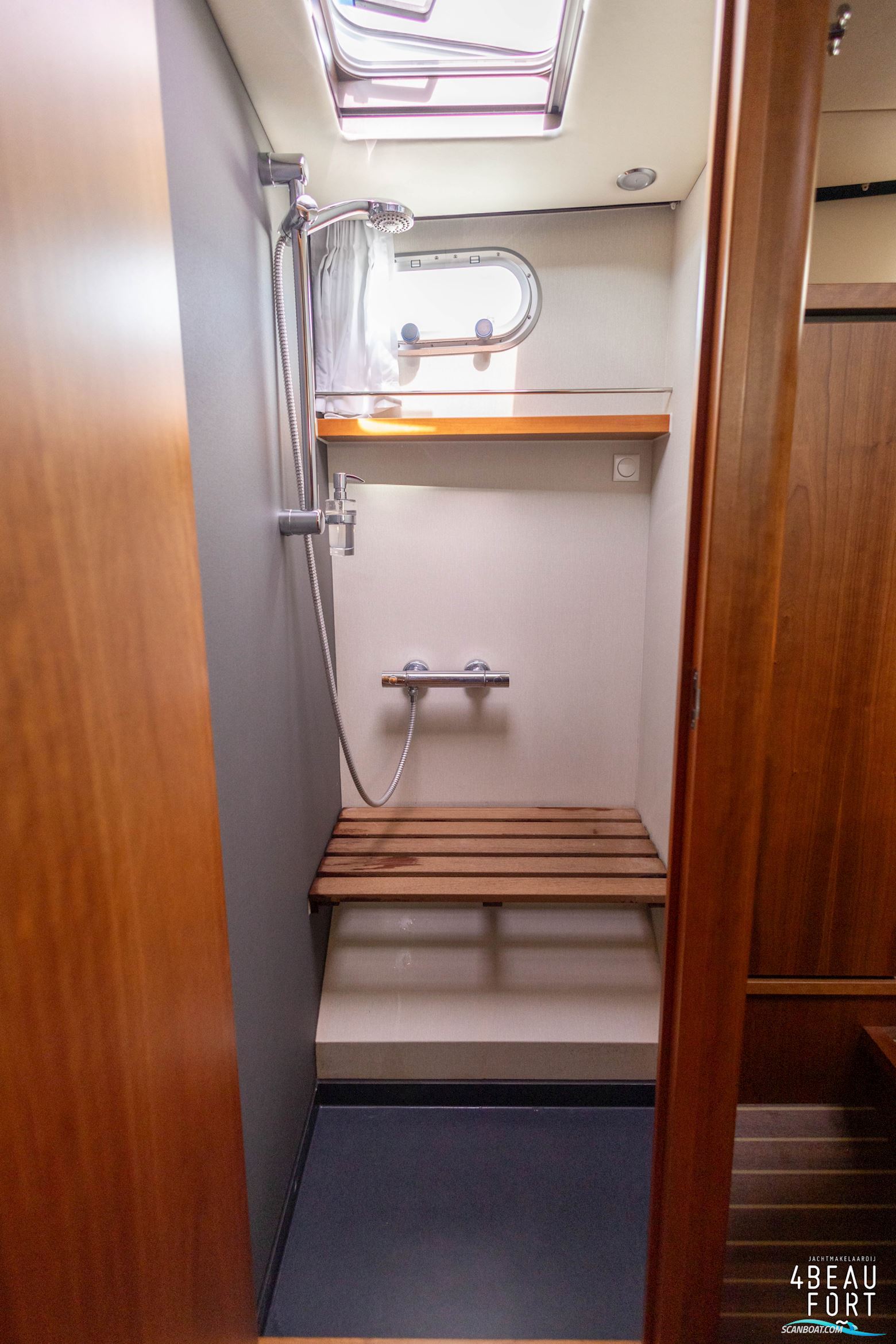 Linssen Grand Sturdy 470 Sedan Wheelhouse Longtop