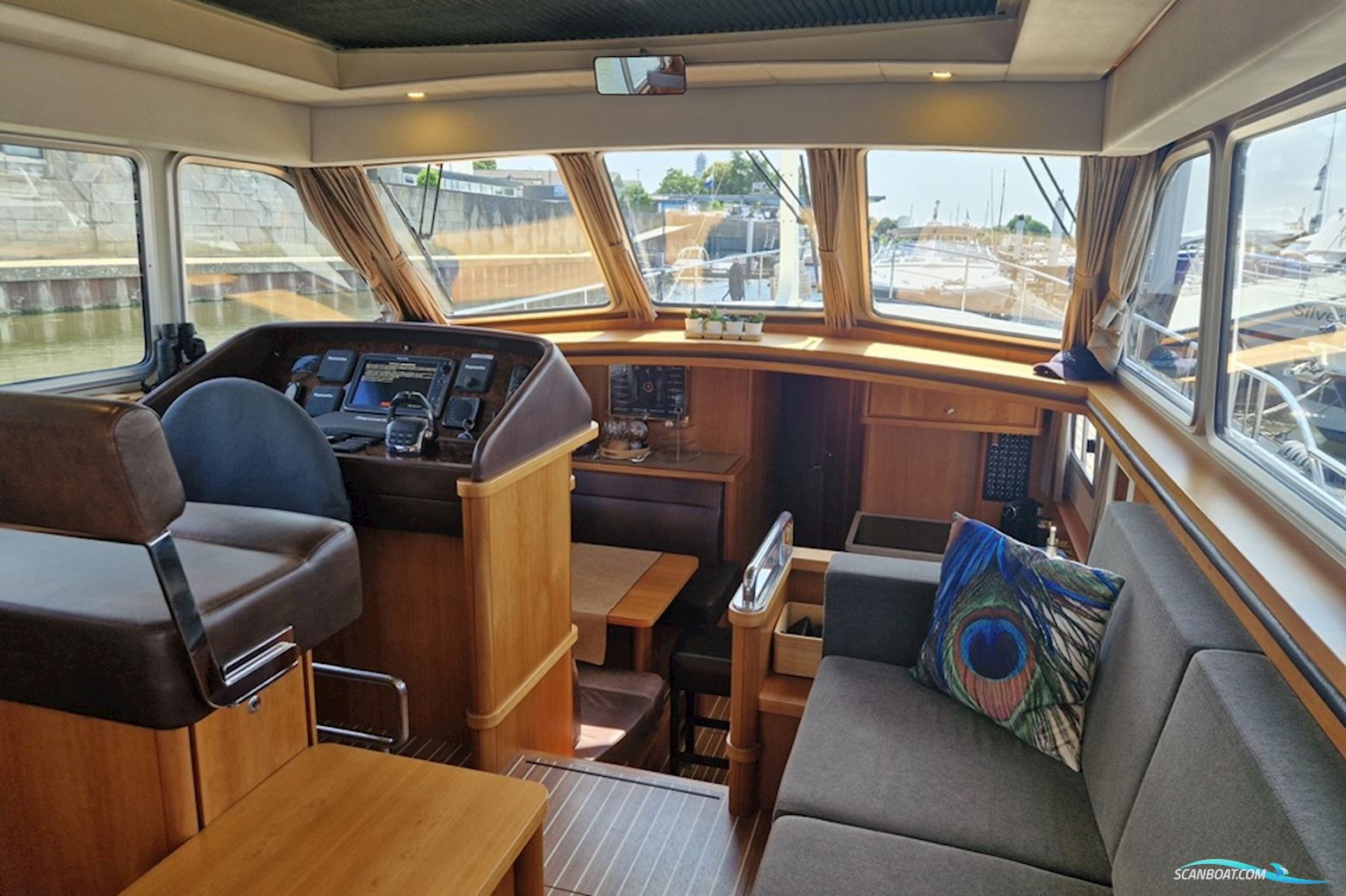 Linssen Grand Sturdy 470 Sedan Wheelhouse