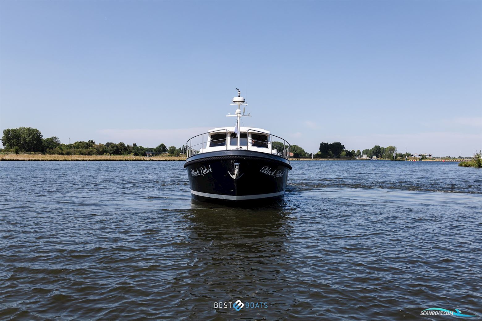 Linssen Grand Sturdy 470 Sedan Wheelhouse