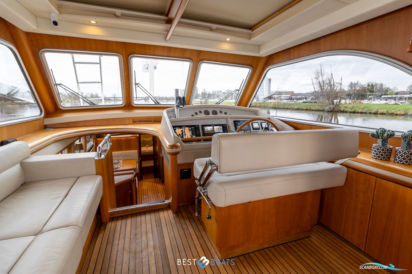 Linssen Grand Sturdy 500 AC Wheelhouse Long Top
