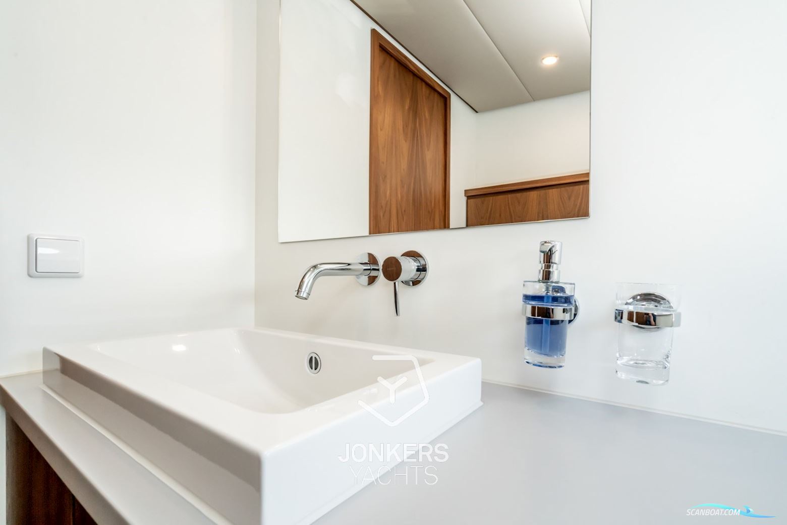 Linssen Grand Sturdy 590 AC Wheelhouse